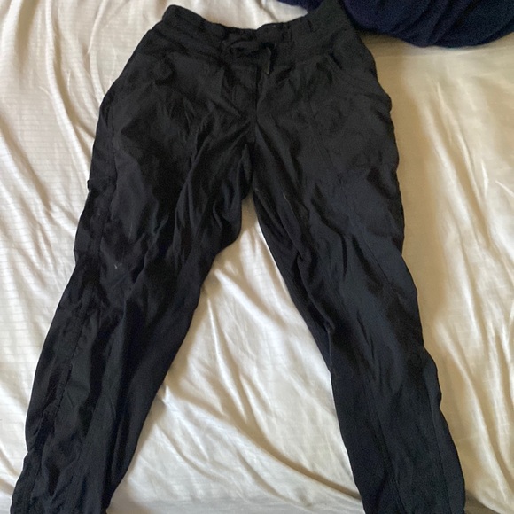 lululemon athletica Other - lululemon black WOMENONTHERUNPANT SIZE 2
